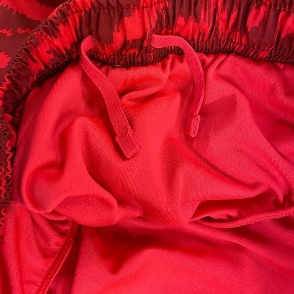 Nike red‎ and coral Dri-FIT Tempo Running Shorts - Picture 4 of 6